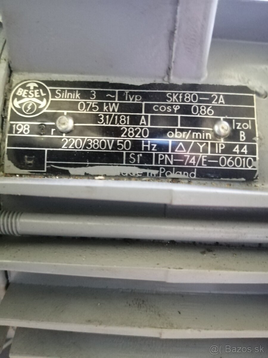 Elektromotor 0,75kw, 2820ot /min 400V prirubovy.