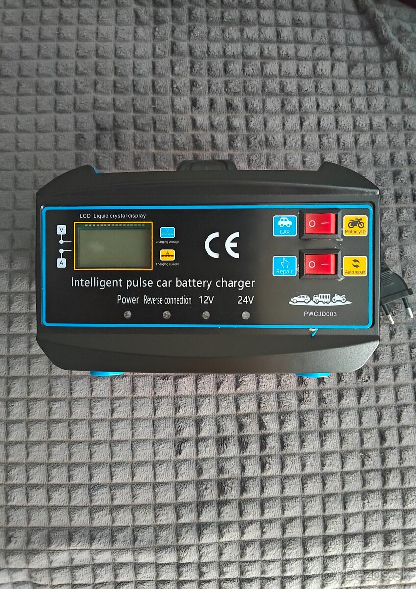 Inteligentná autonabijacka 12V /24v 12 amperova