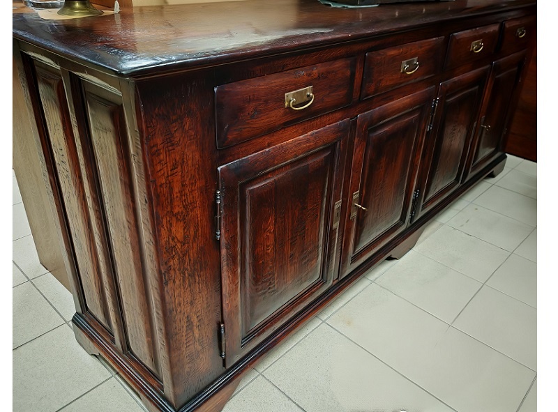 Komoda a vitrína celodubový masív