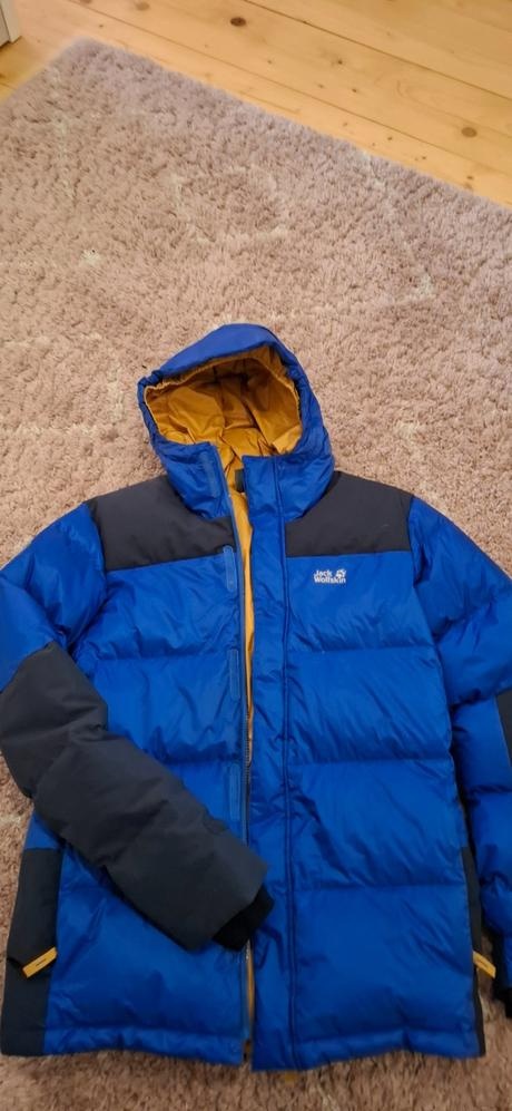 Páperová bunda JACK WOLFSKIN 176