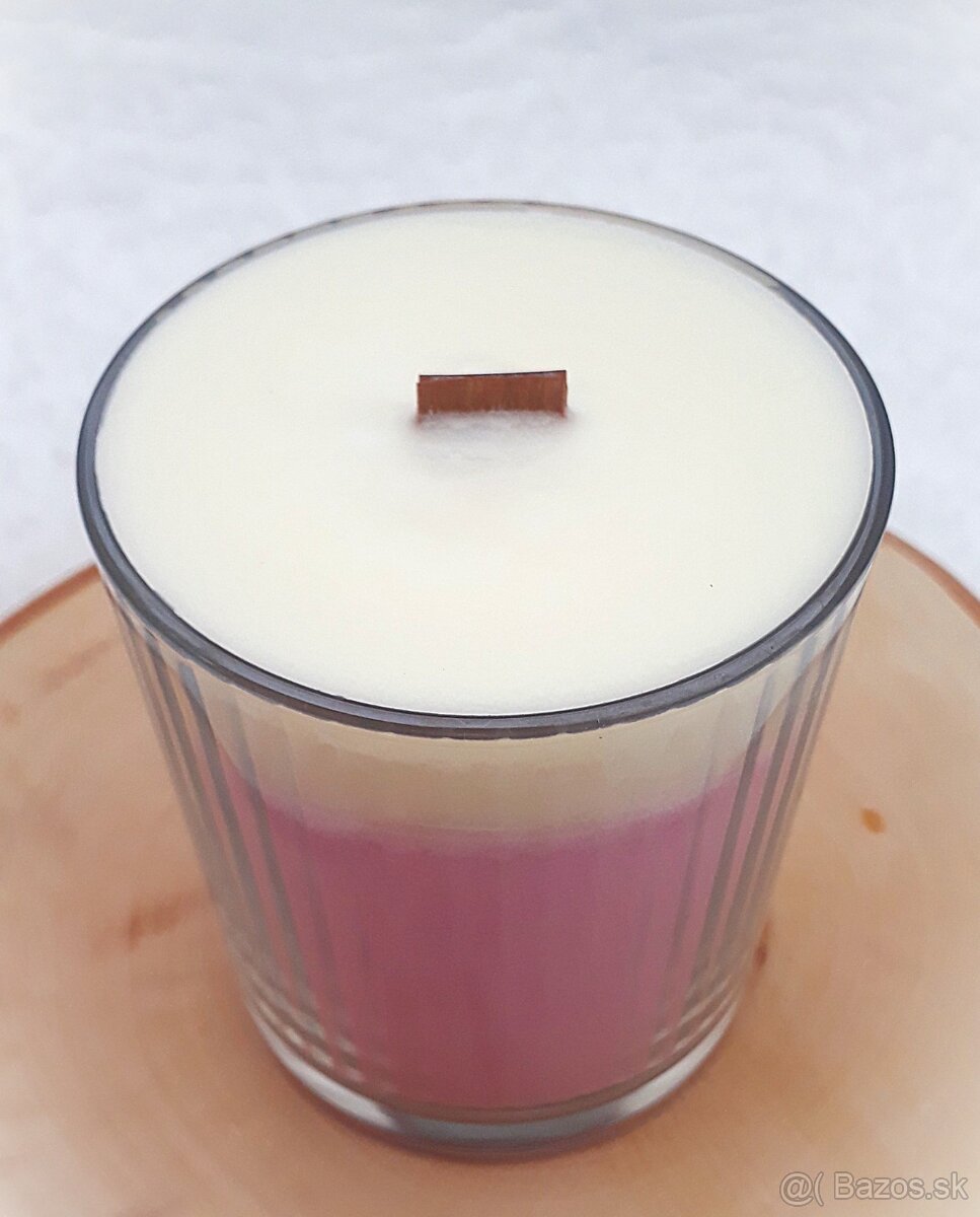Ručne vyrobená sviečka