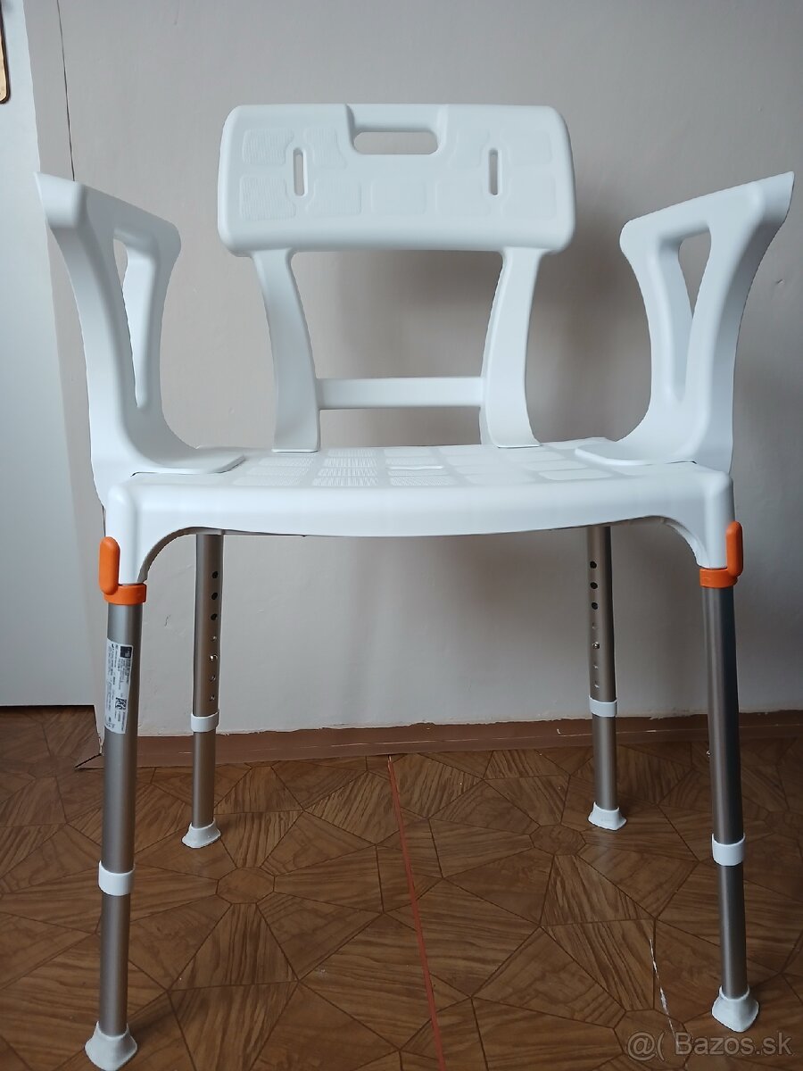 Sprchovacia stolicka Nova