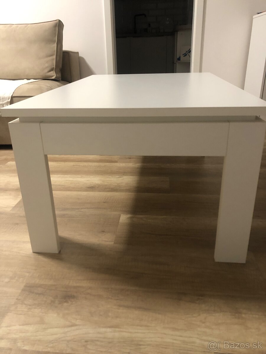 Stôl