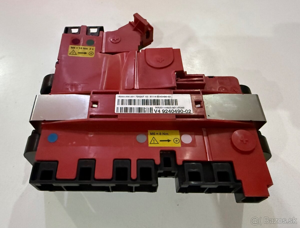 6114-9240490-02, BMW F10/ F11 poistkova skrinka, baterka