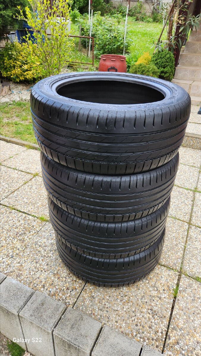 NOKIAN WETPROOF 215/45 R16