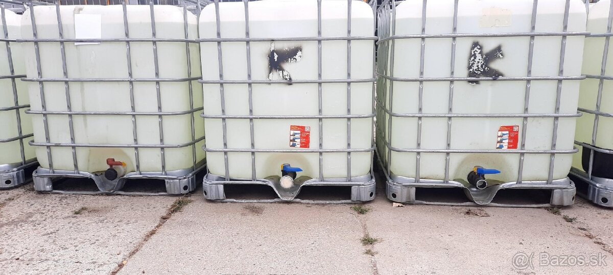 AdBlue 1000l, AdBlue kanystr 20l
