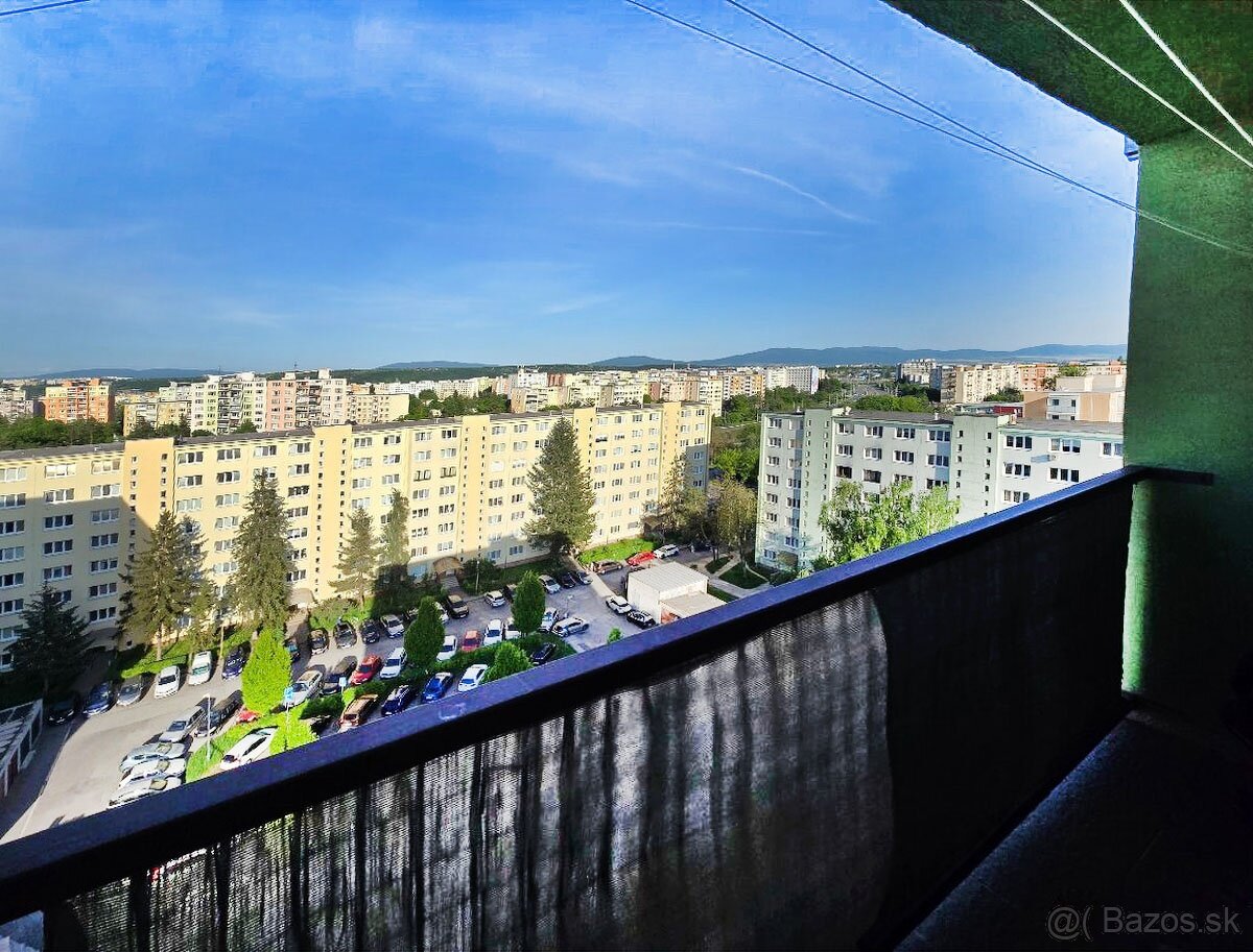 na prenájom pekný 3 izbový byt na Šafárikovej tr. Terasa