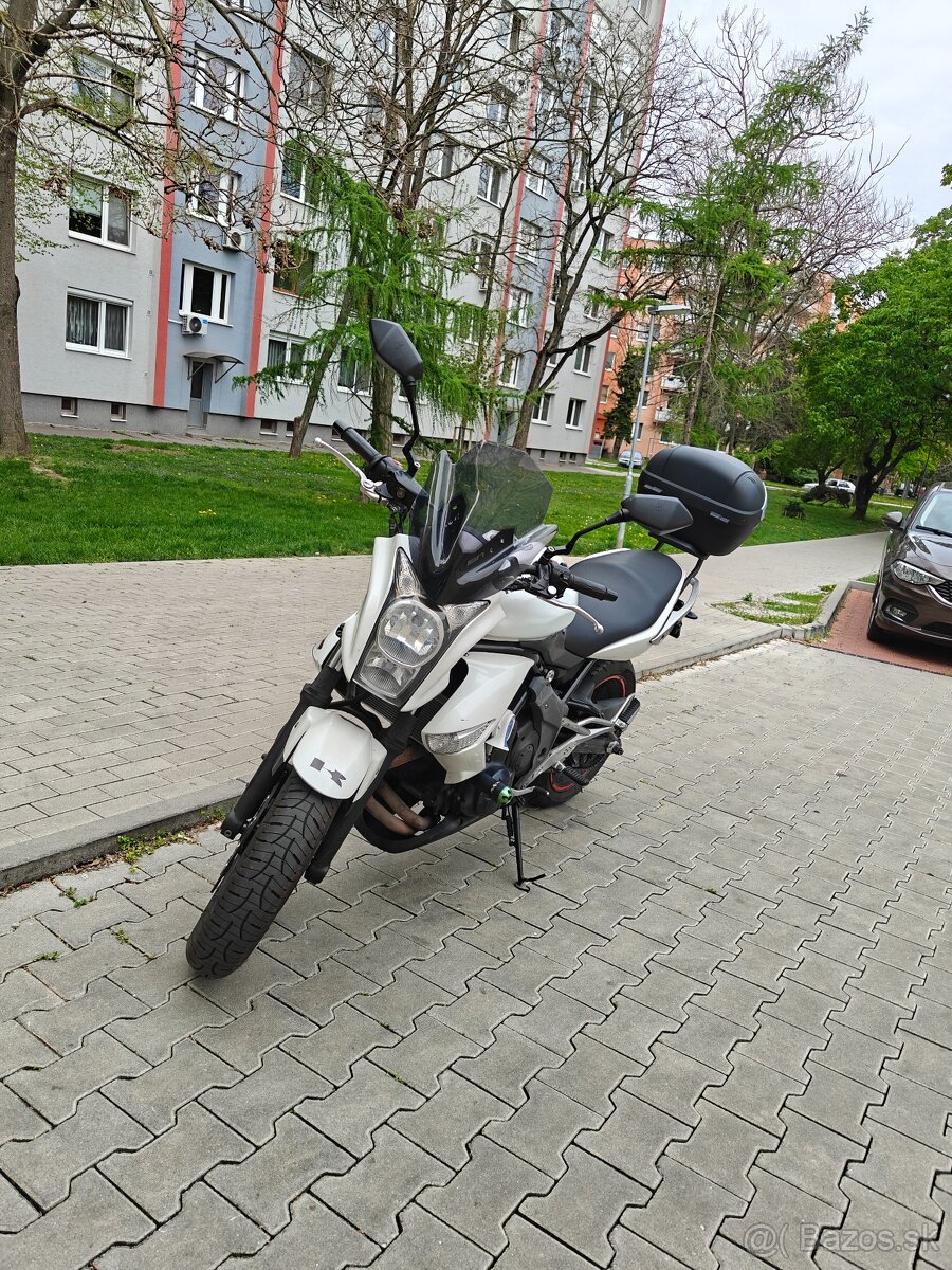 Kawasaki ER6N