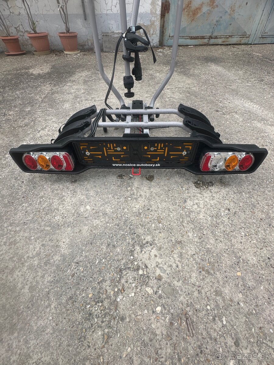 REZERVOVANÉ Nosič 3 bicyklov na ťažné