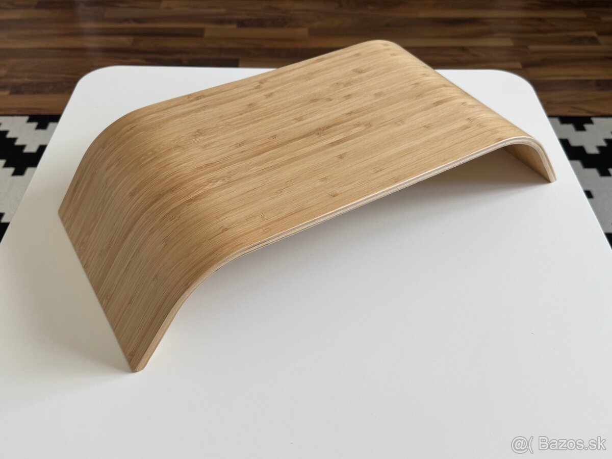 Predám stojan IKEA SIGFINN – ako nový