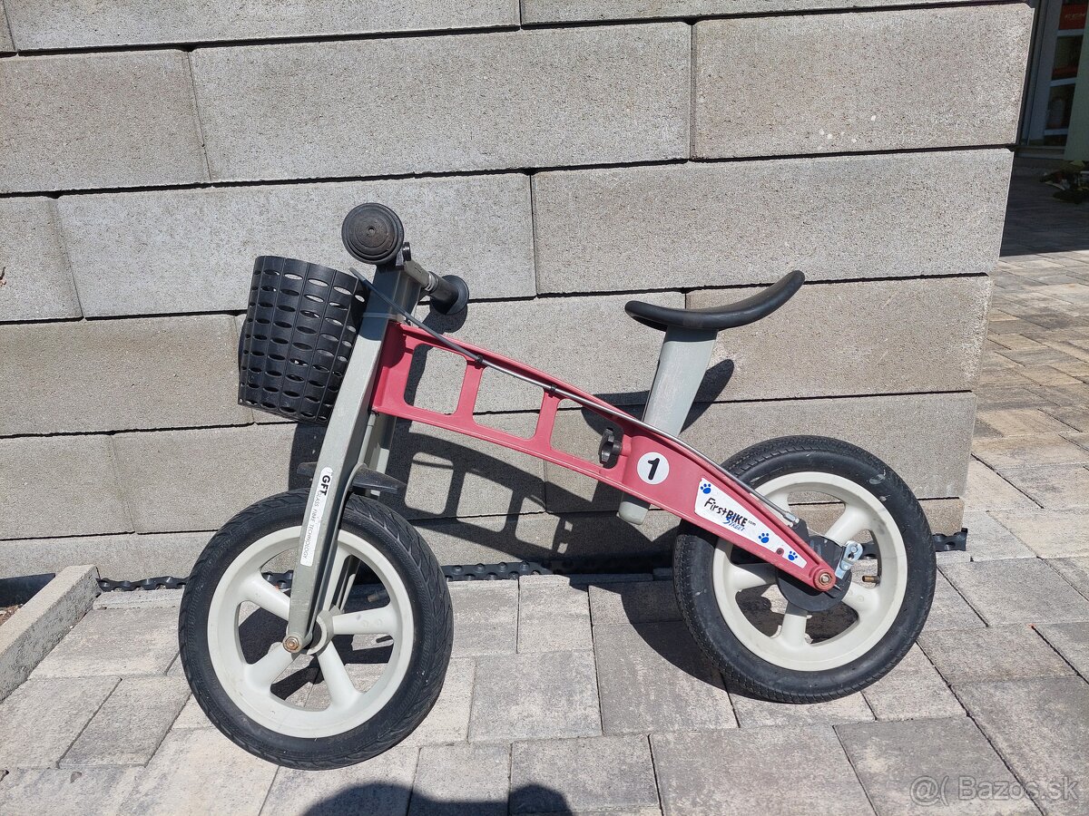 First bike, odrazadlo