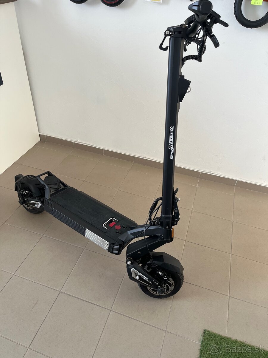 Predám Elektrickú kolobezku Vsett 10 Apex 25,6Ah