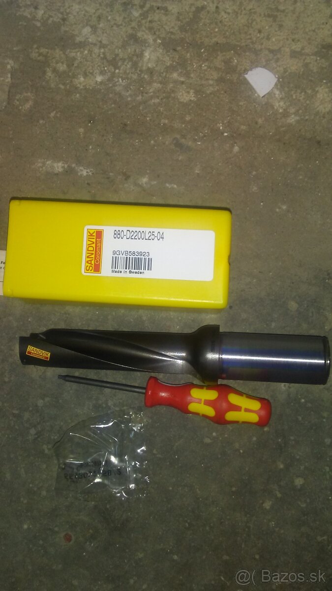 SANDVIK vrták 880