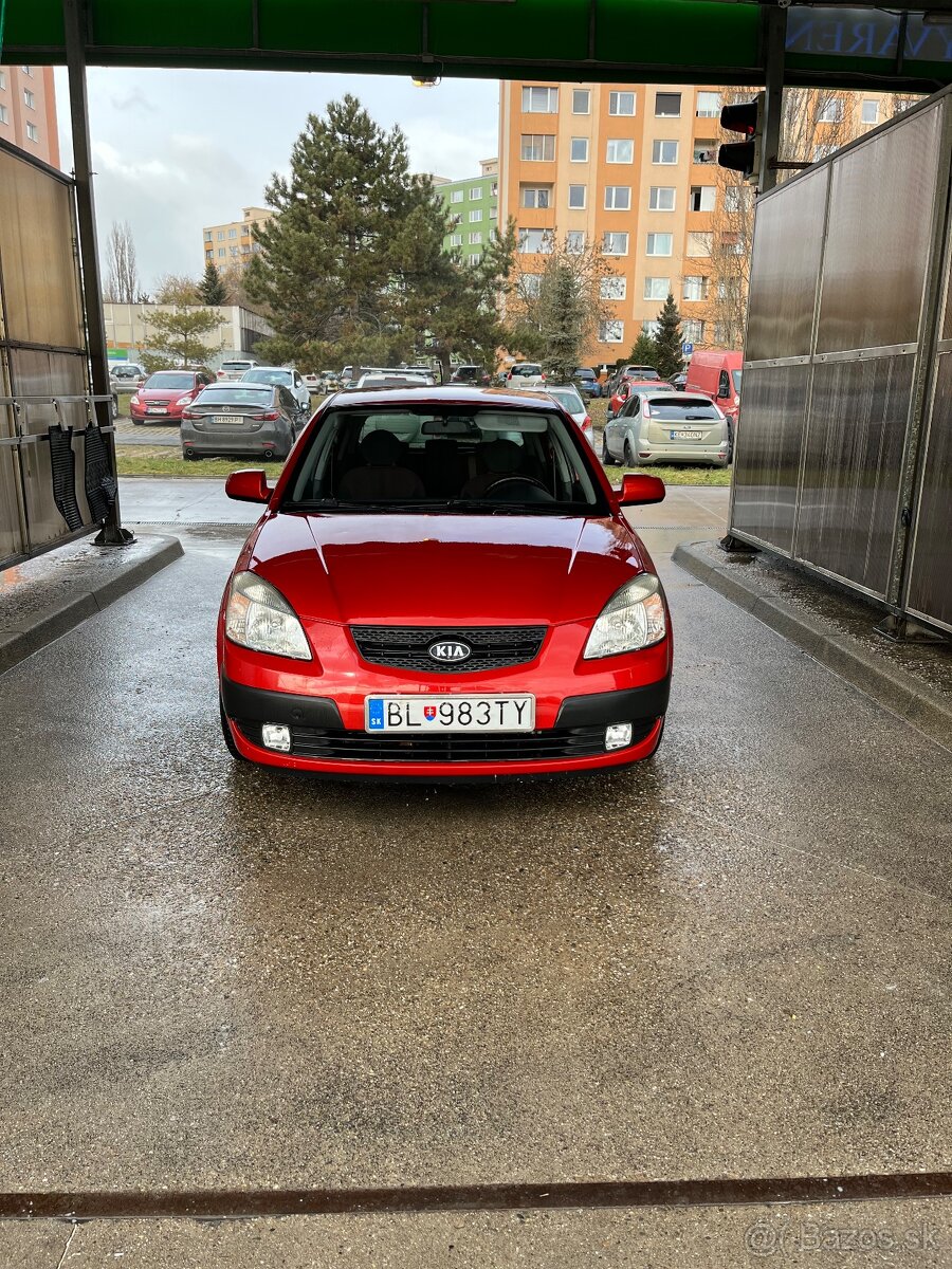 ❌Prenájom vozidiel Bolt - TAXI s LPG