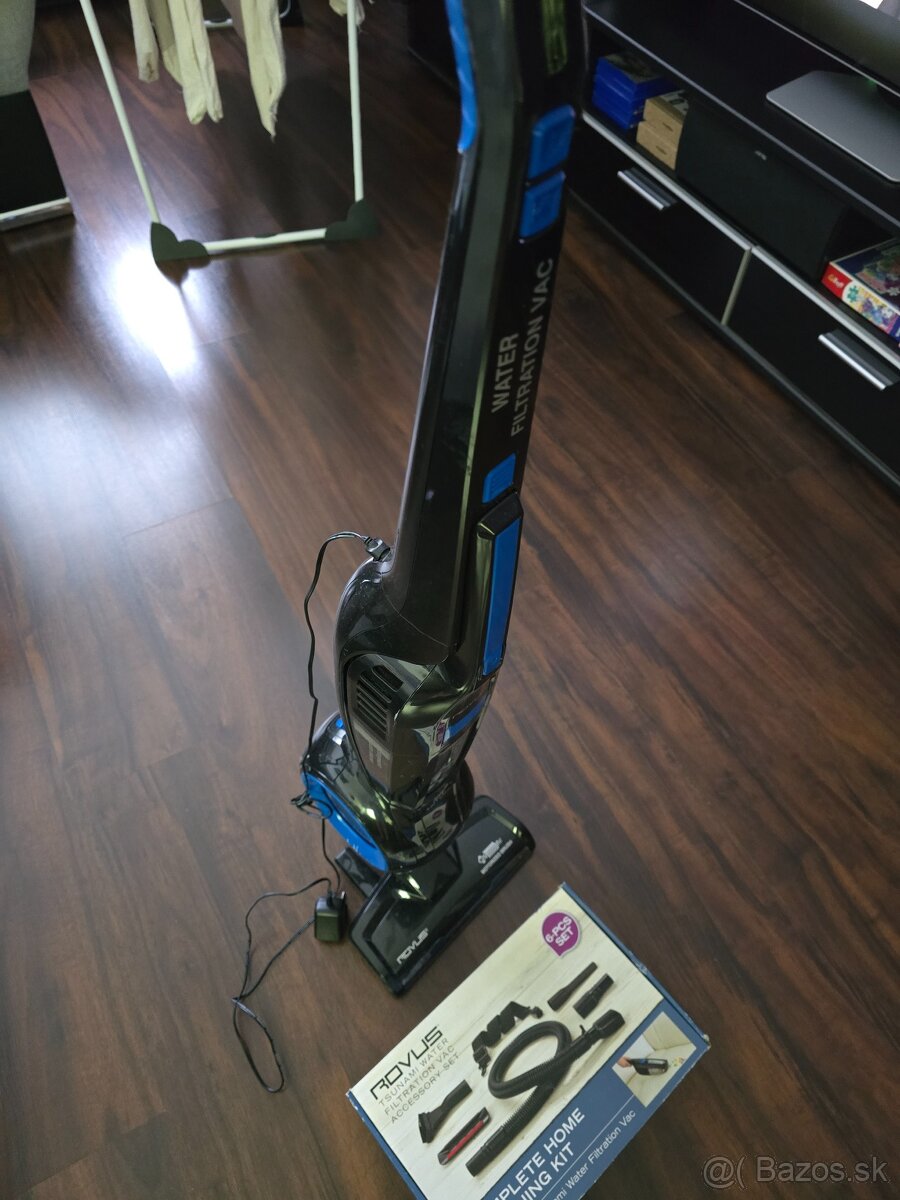 Predám tyčový vysávač