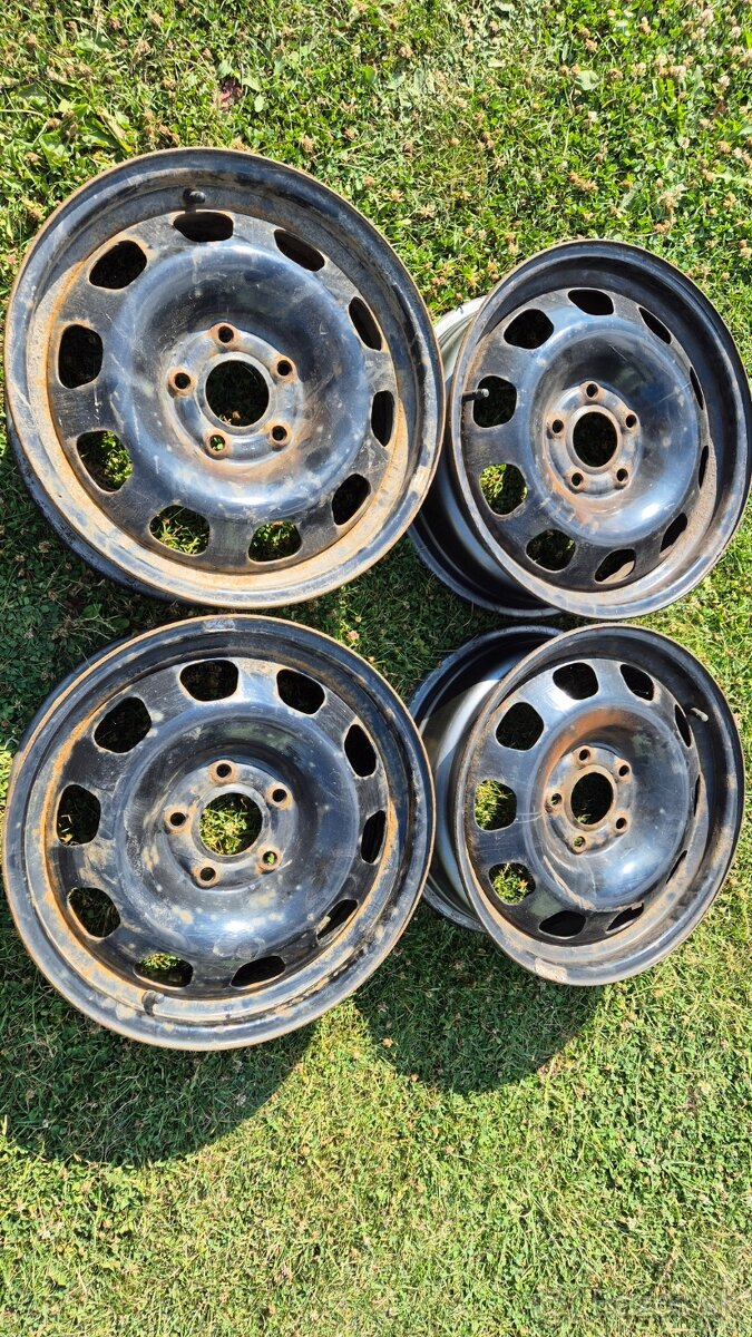 Ocelové disky 6,5 x 16 KFZ 8873 Dacia Duster