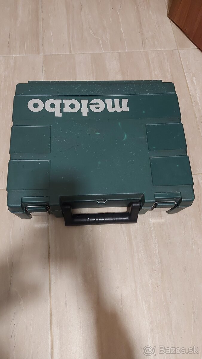 Akú vŕtačka metabo