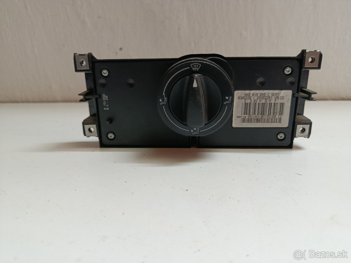 ovladanie kurenia  Seat Ibiza III 6K0819045C 20€