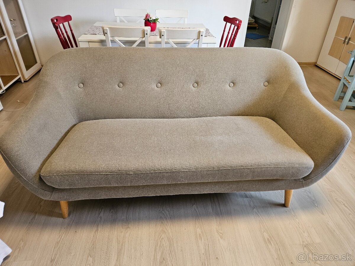 Pohovka egedal svetlosiva