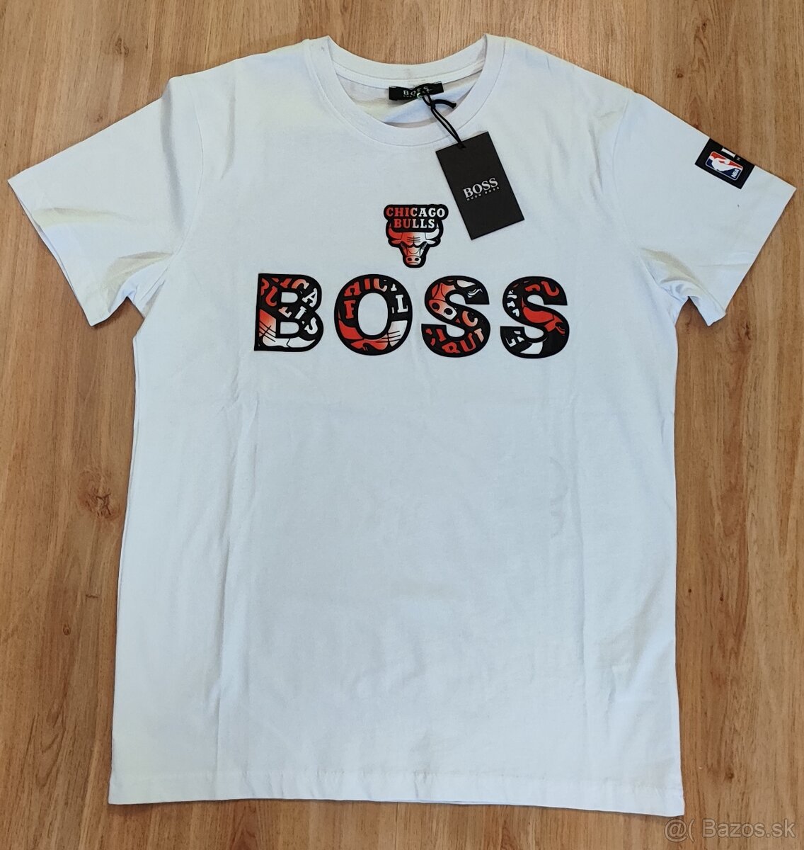 Predám tričko Boss