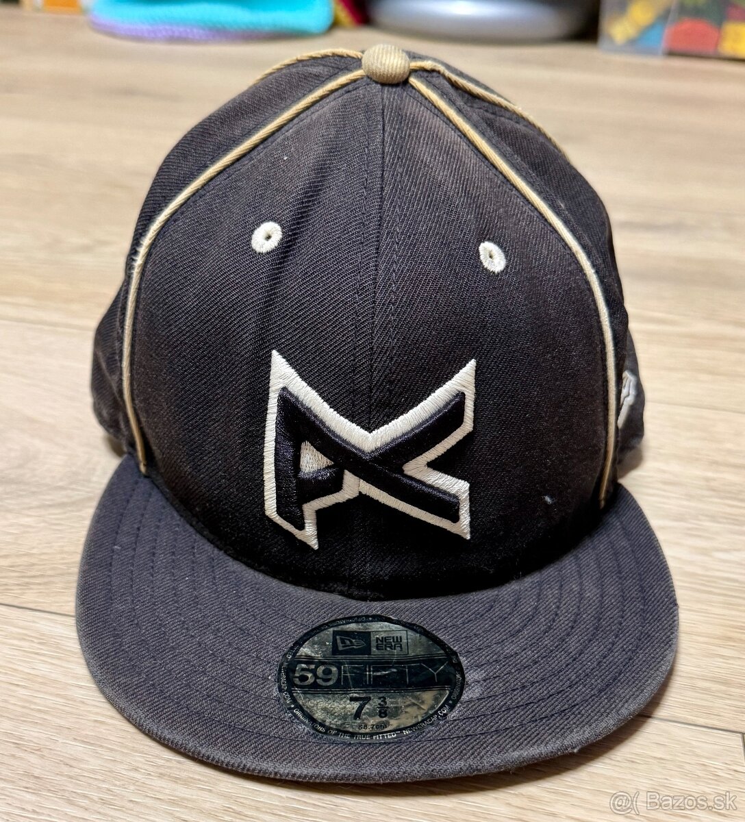 Šiltovka Anon New Era