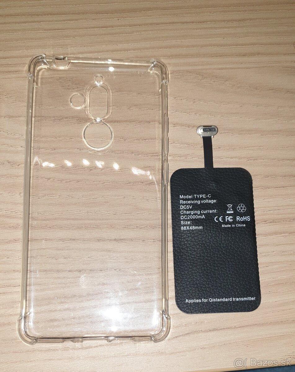 Nokia 7 plus - obal a adaptér na bezdrôtové nabíjanie