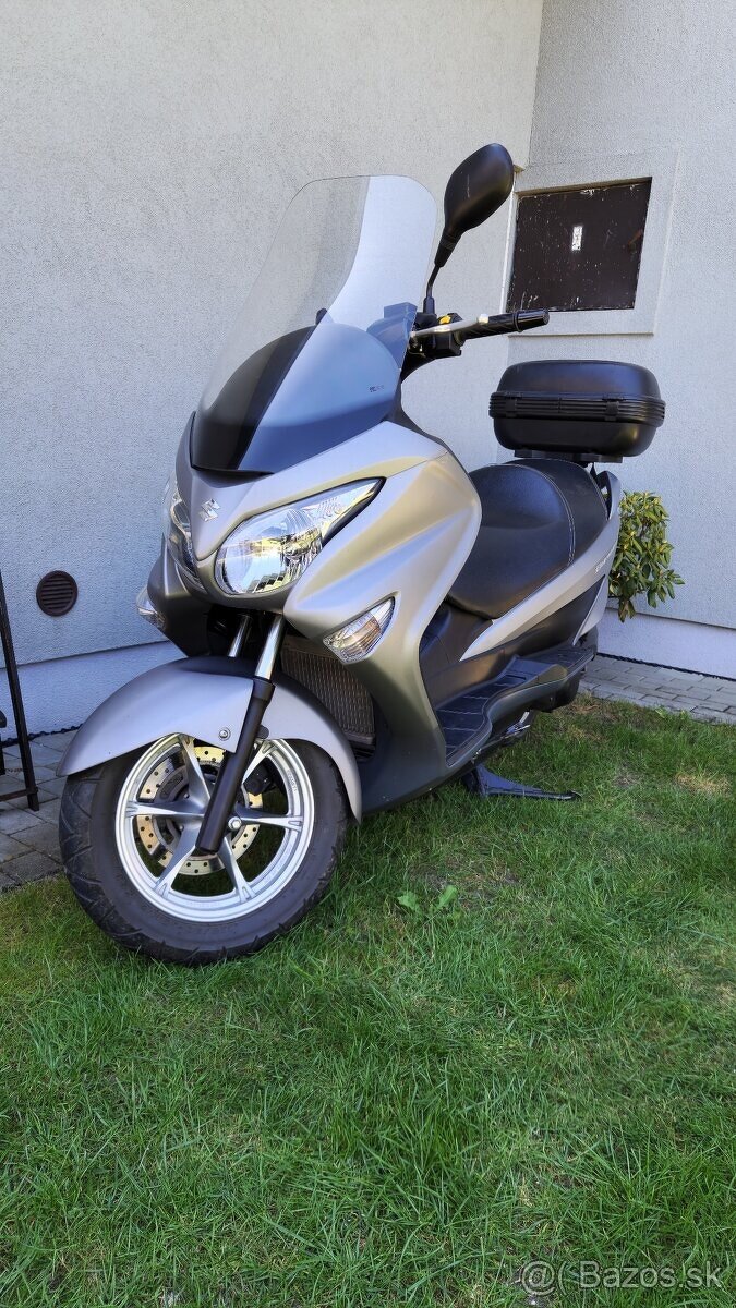 Predám Suzuki Burgman 200