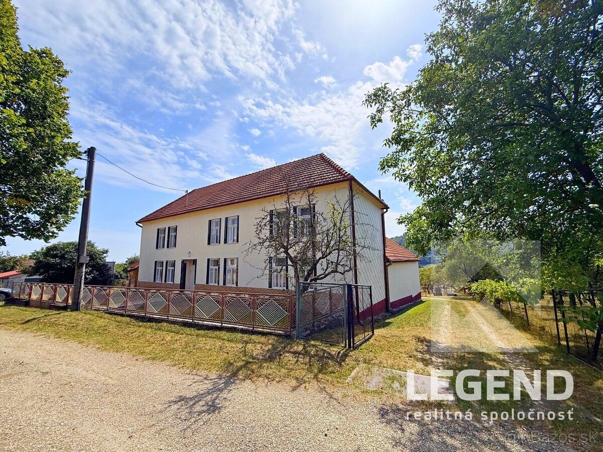 Jedinečná usadlosť 8i+2 na kopaniciach vo Vrzavke - 14.202m2