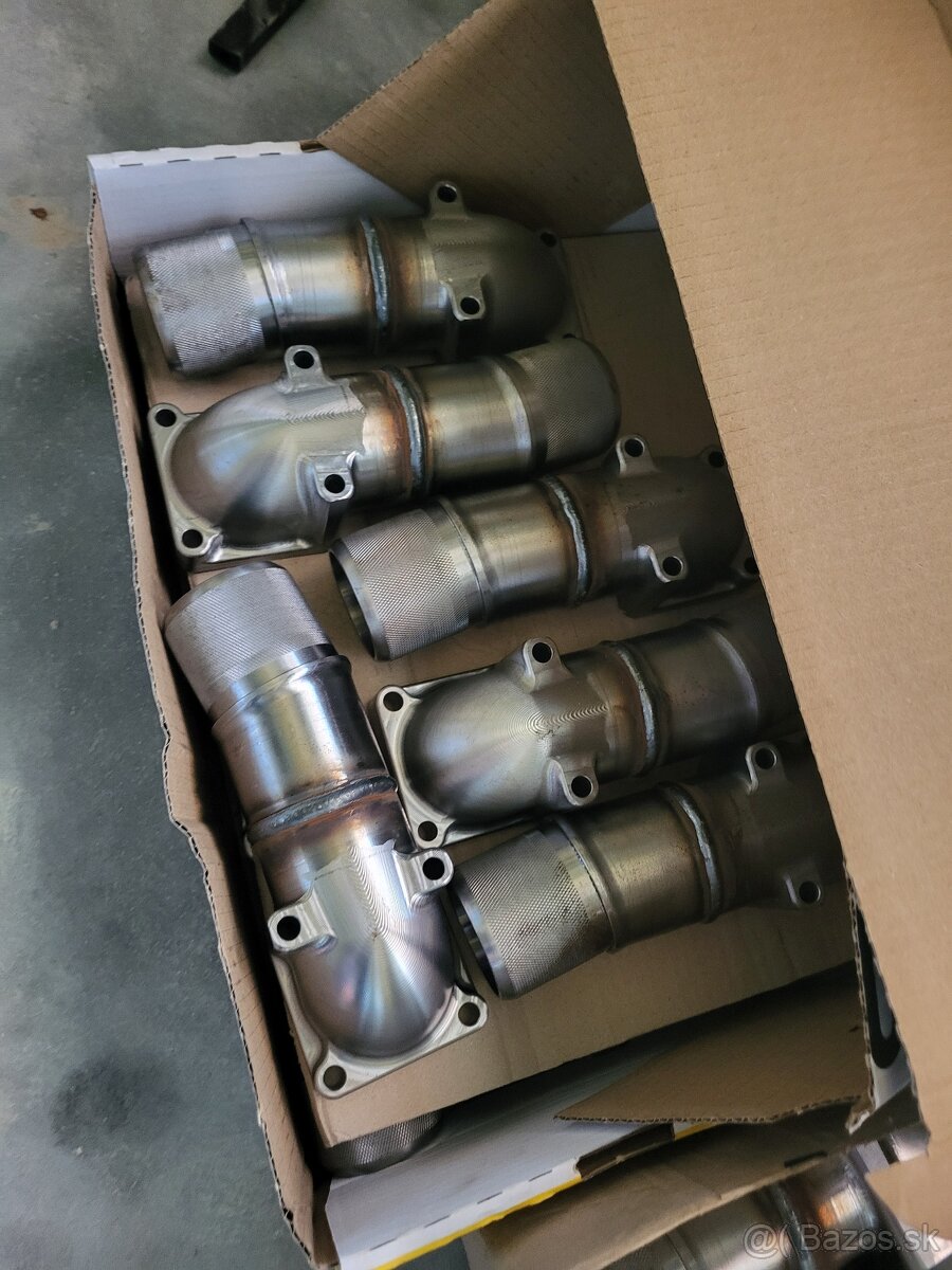 ponúkam koleno vyfuk turbo zetor