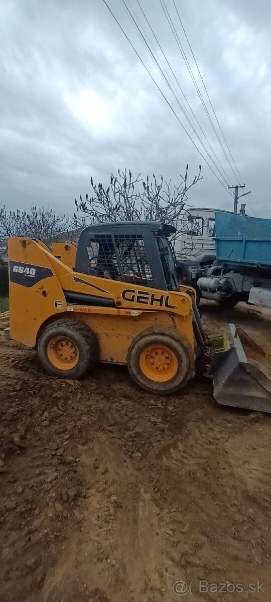 Predám šmykový nakladač Gehl 6640 turbo.