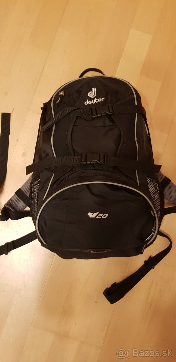 Deuter - V20