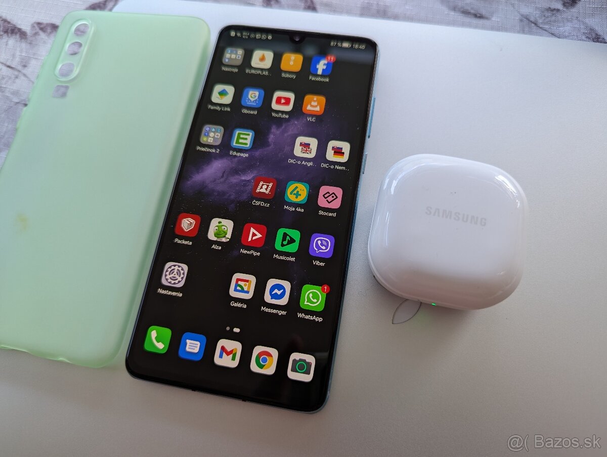Huawei P30 128 GB + 6 GB RAM
