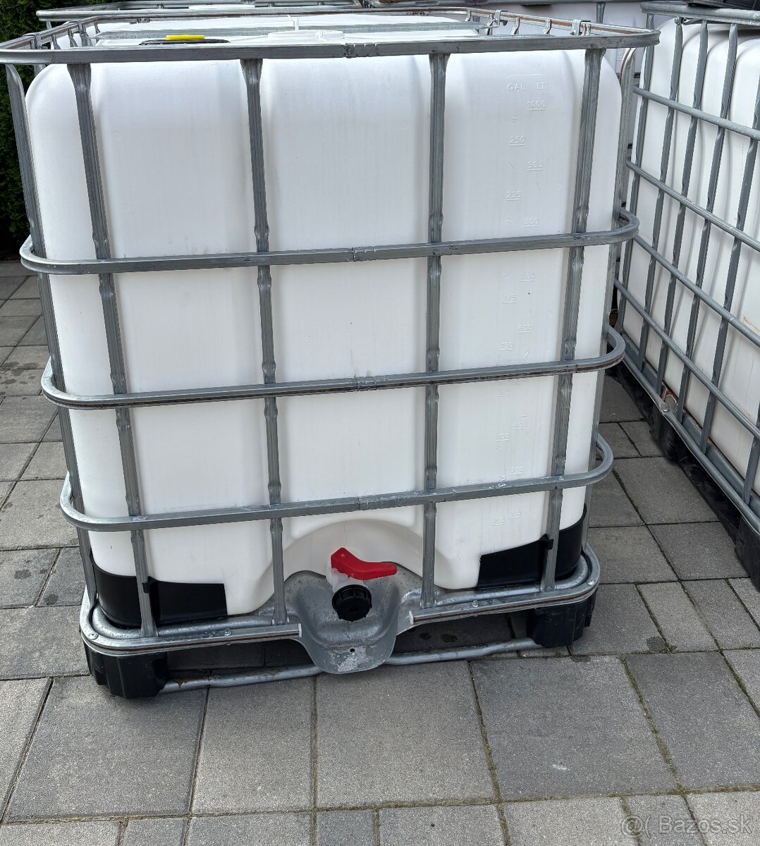 IBC NADOBA NADRZ 1000l Kontajner,plastovà nadrz