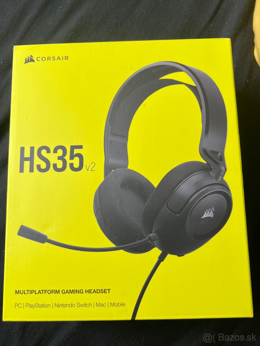 Herne sluchadla Corsair HS35v2