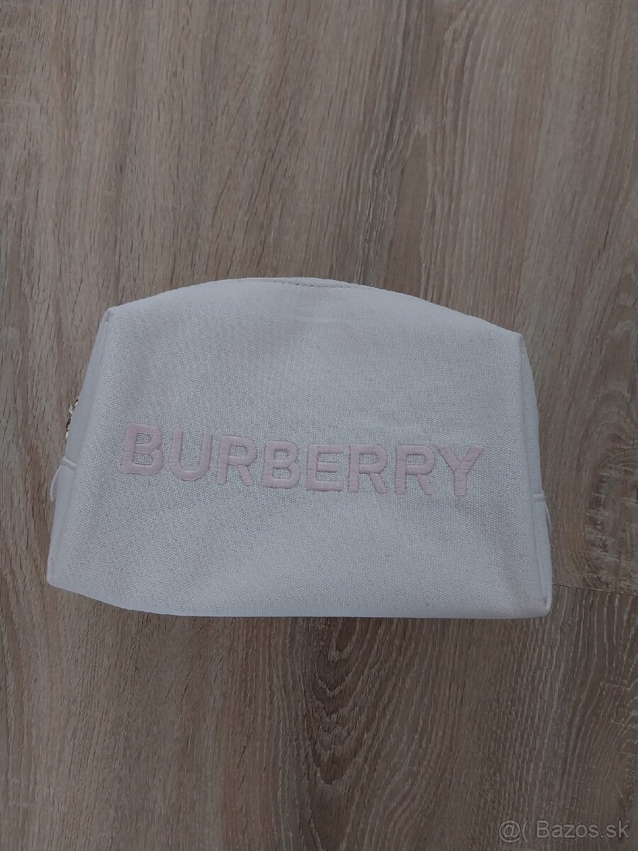 Burberry kozmetická taška