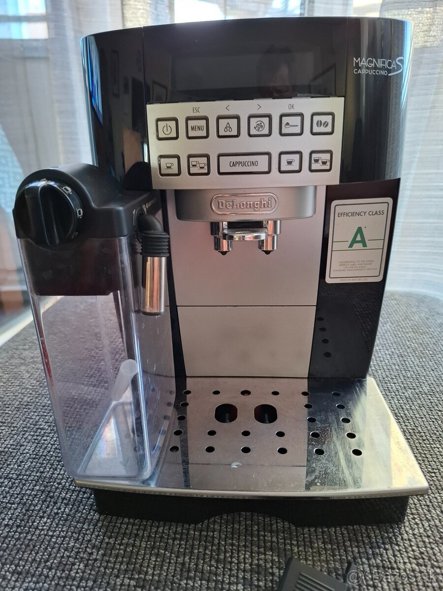 predam kavovar DeLonghi ECAM 22.360.B