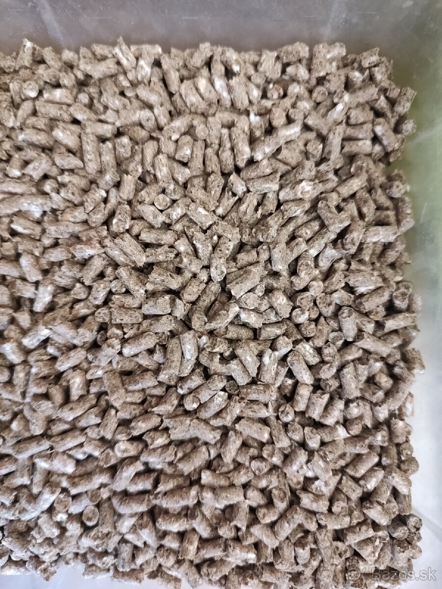 Granule a seno pre zajačiky