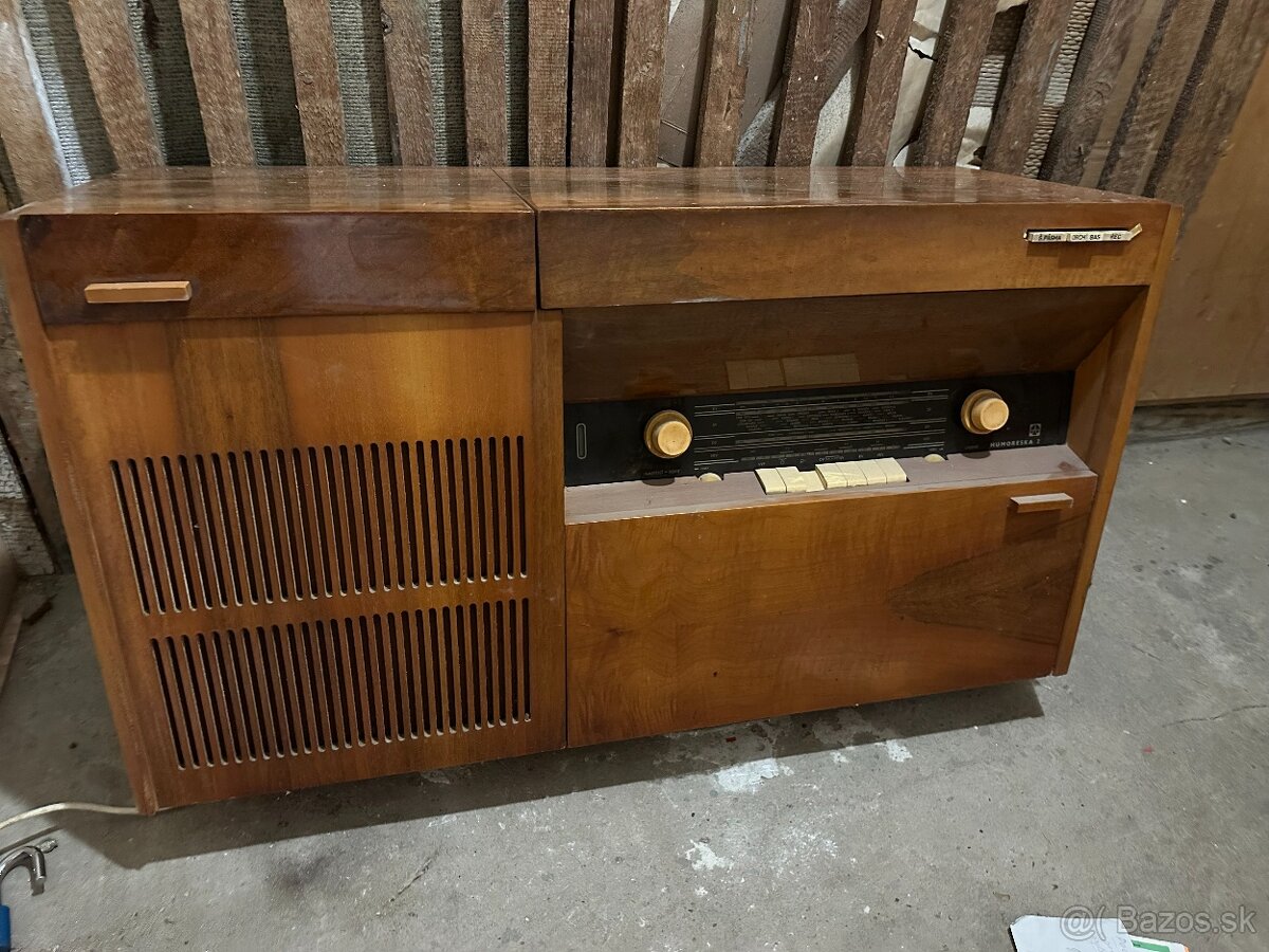 Gramoradio Tesla Humoreska