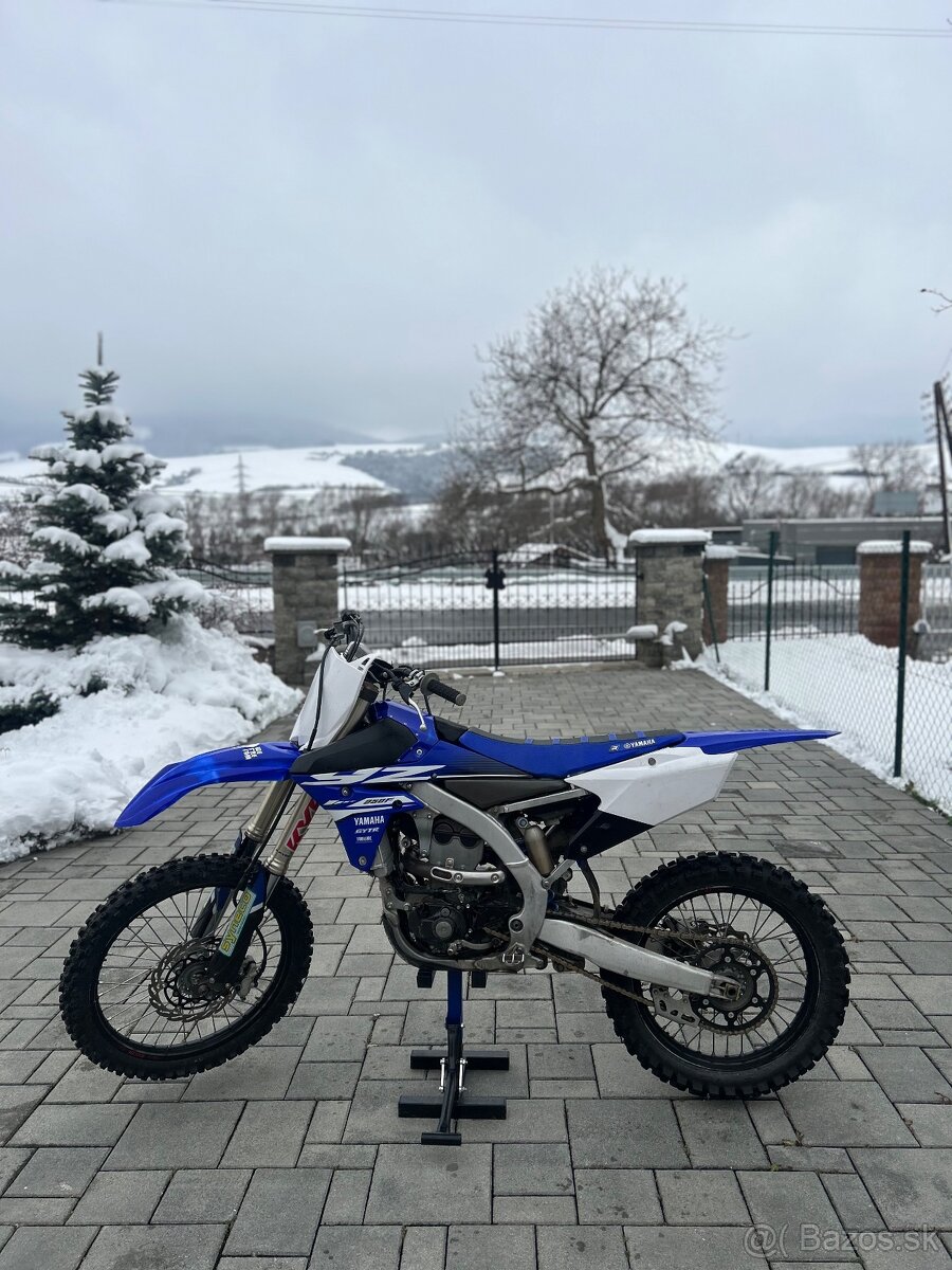 Yamaha YZF 250 2017 top stav