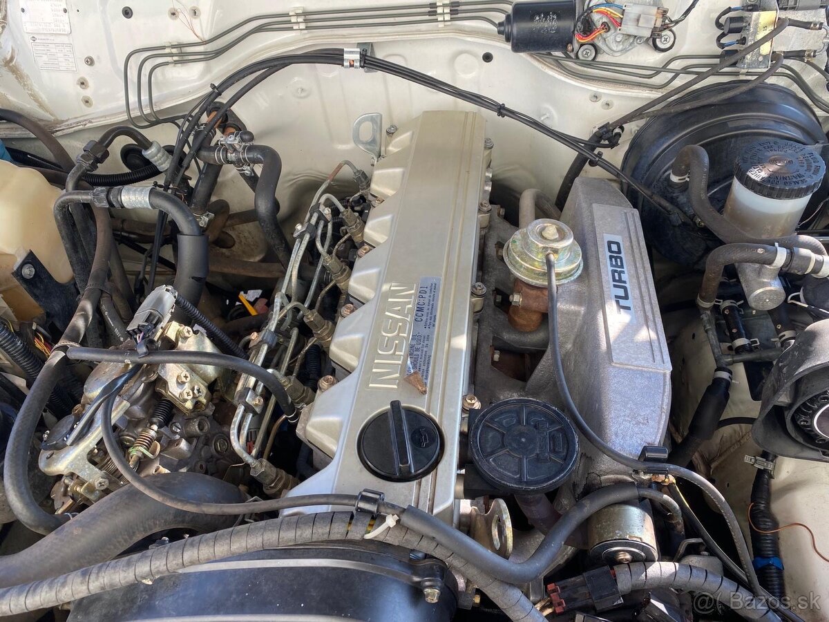 NISSAN PATROL GR 2,9D WAGON - Sanitka , požiarnicke auto