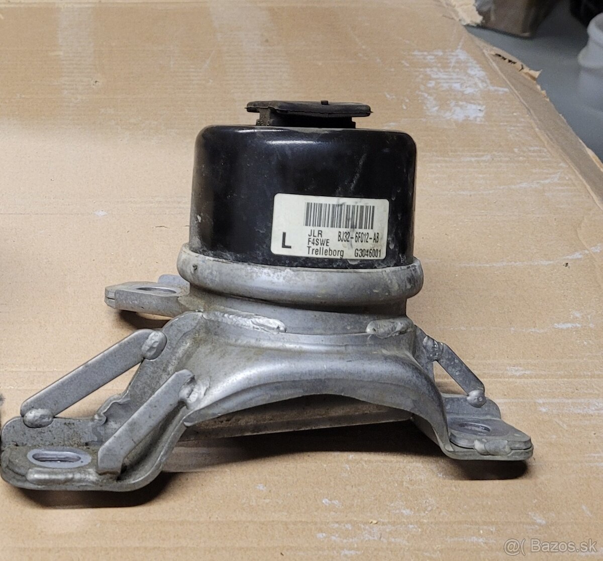 Zavesenie motora Evoque