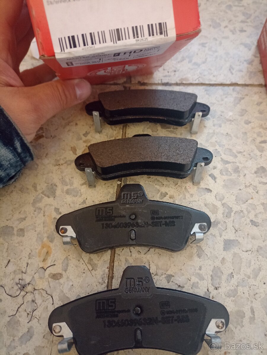 Brzdové platničky na Ford Mondeo MK2