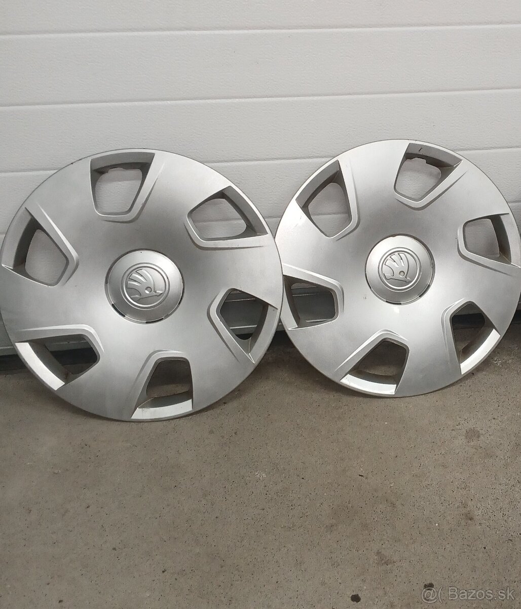 Puklice Škoda R15 - DAKARA