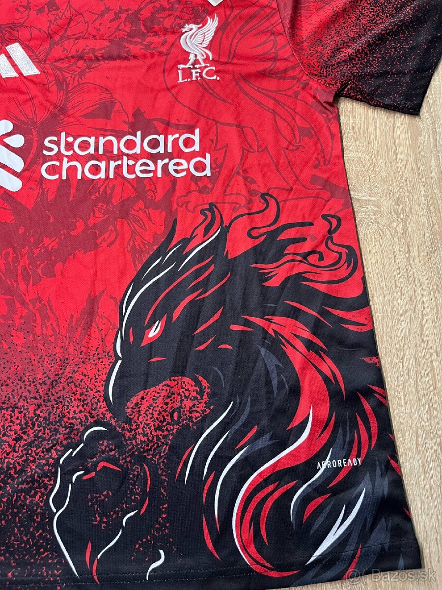 Liverpool dres