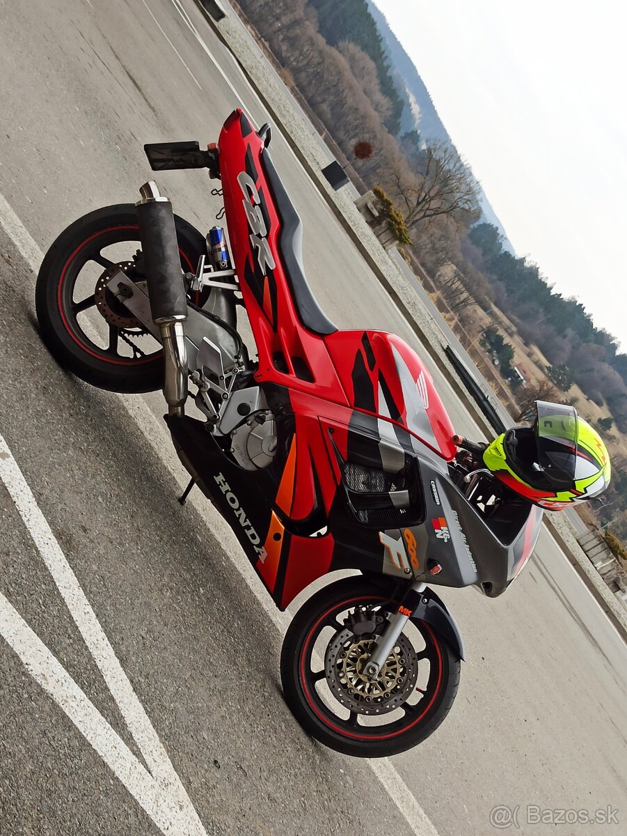 Honda CBR 600