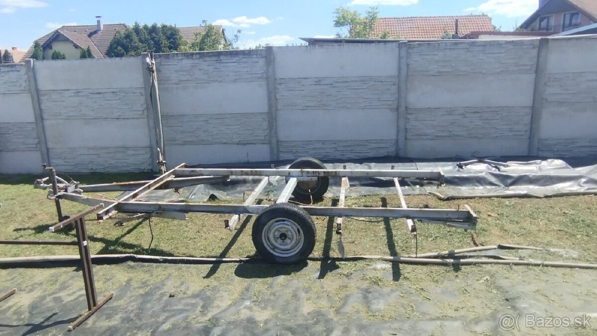 Spodná konštrukcia z karavanu