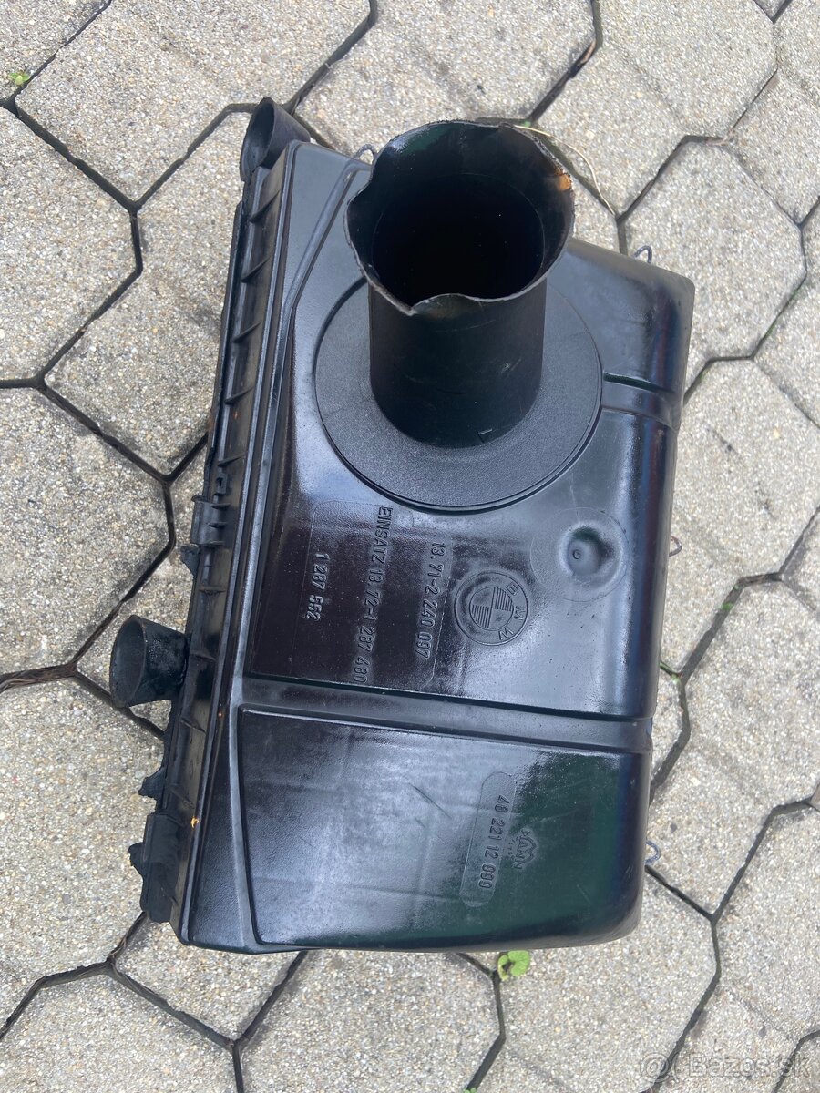 BMW 324td E30 filterbox