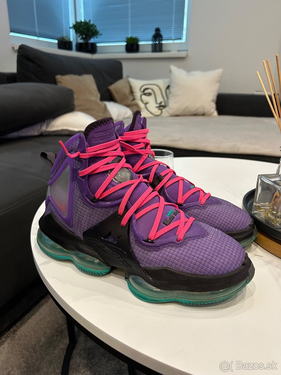 Nike Lebron 19 DJ Bron