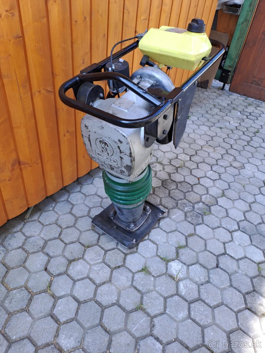Vibračná noha,pech,žaba WACKER