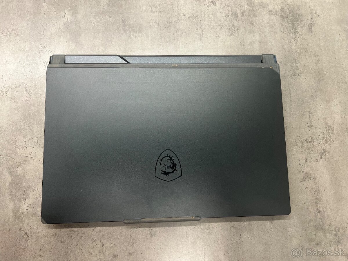 MSI Cyborg 15 A12U – i5-12450H, RTX 2050, 16 GB DDR5, 512 GB